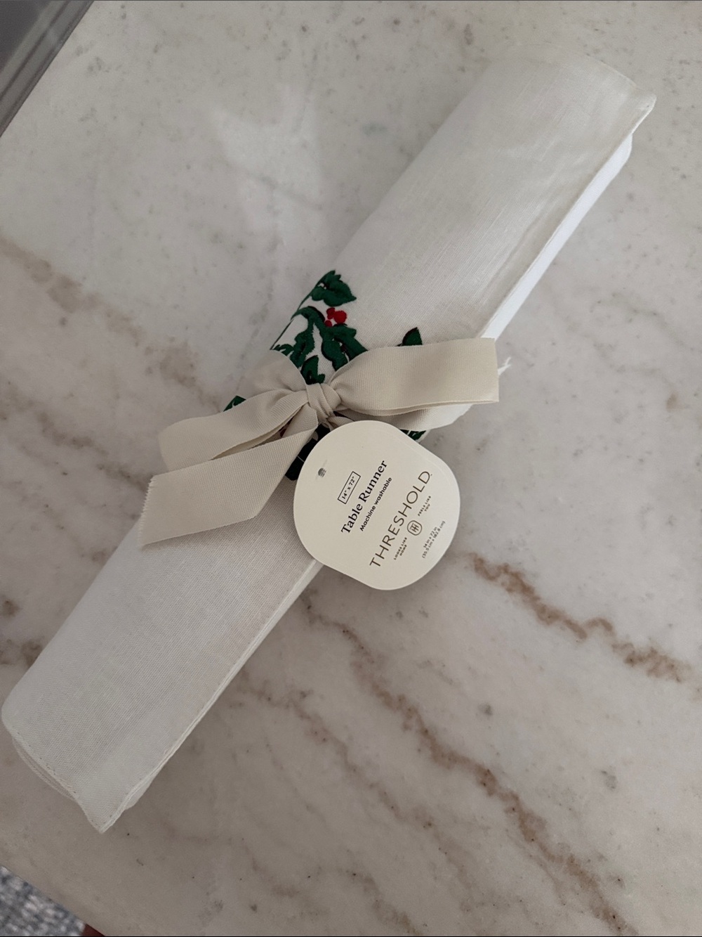 Threshold White Linen Table Runner with Green Holly and Red Berries NWT